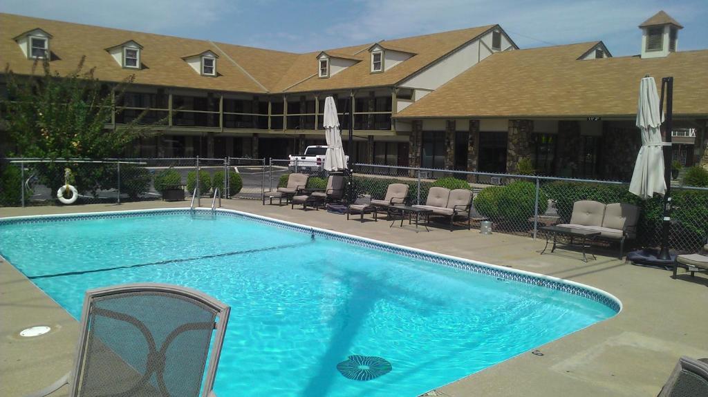 Almost Home Lodge Branson Exterior photo